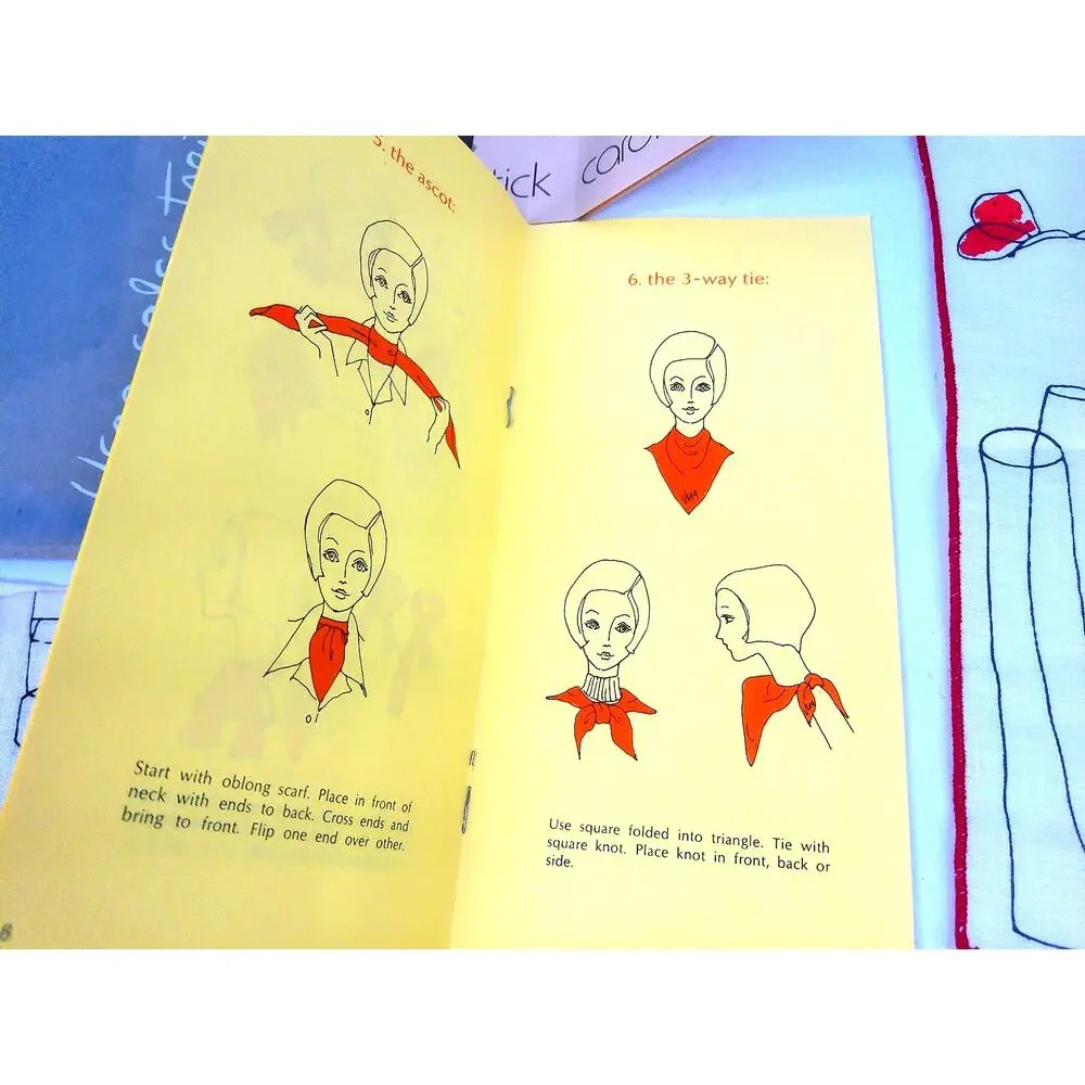 Vtg 70s Vera Neumann Sales Kit Ephemera Booklets Orig Envelope & Unused Napkins